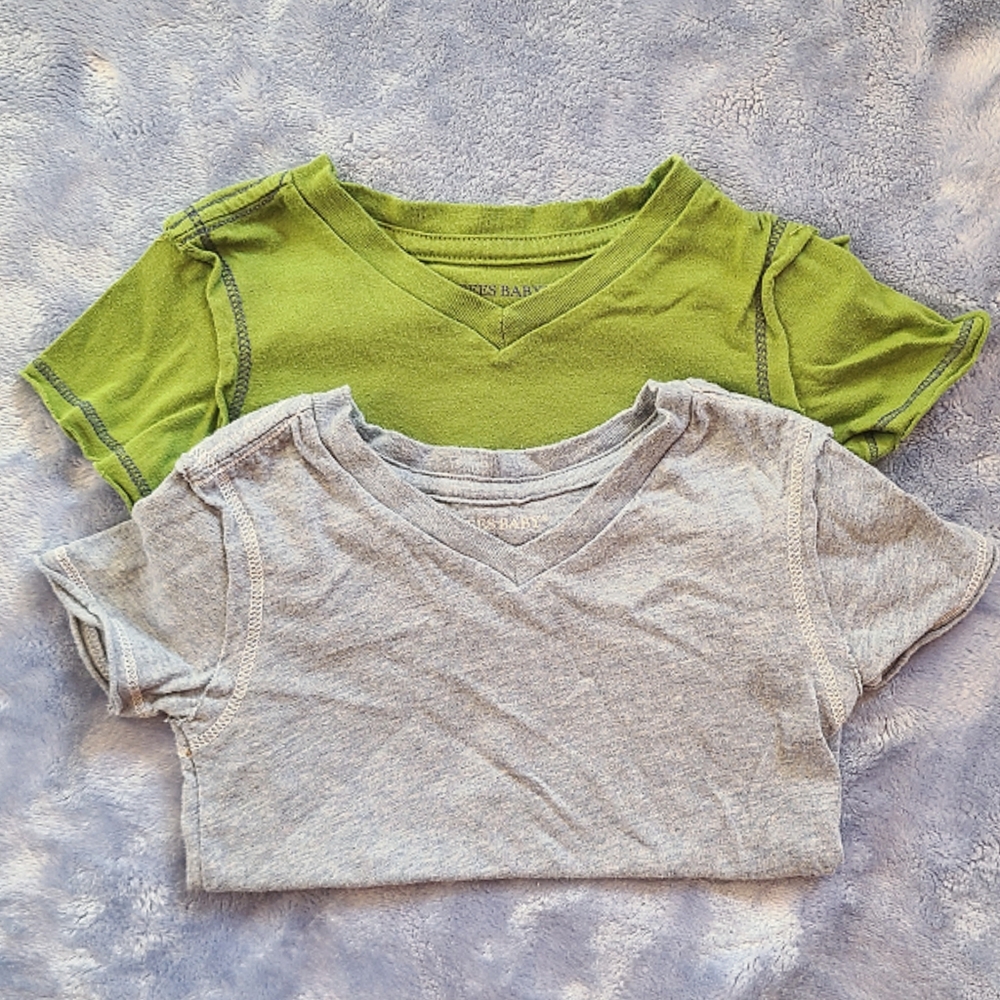 ❗SOLD❗Burt's Bees Baby T-shirt Bundle